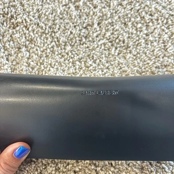 Saint Laurent cat eye sunglasses - Picture 5 of 5